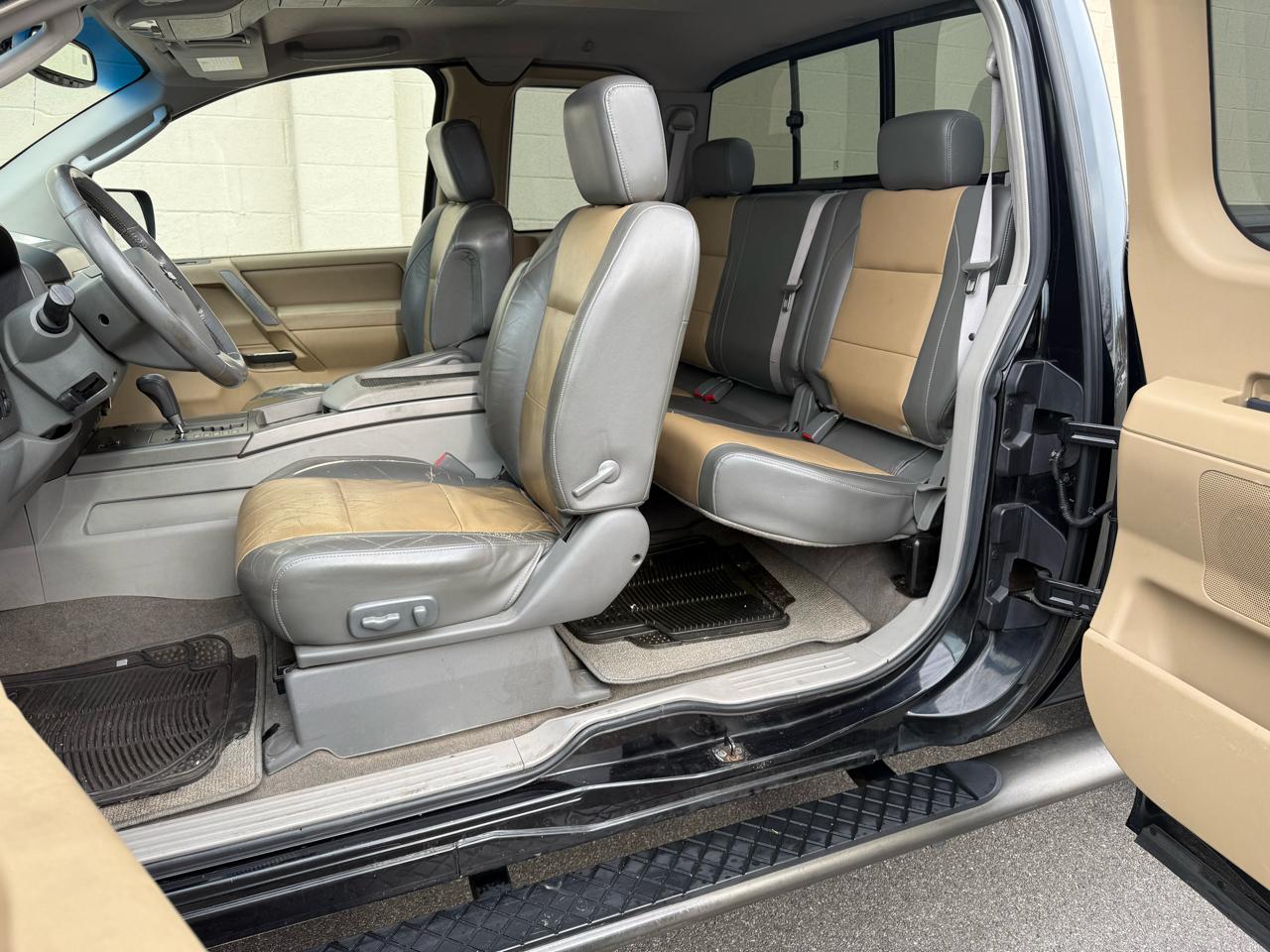 Nissan Titan LE King Cab 4WD 2004