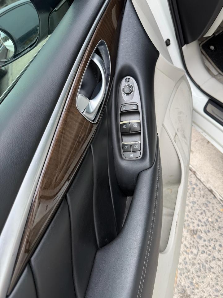 Infiniti Q50 3.0t LUXE RWD 2018