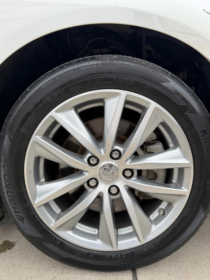 Infiniti Q50 3.0t LUXE RWD 2018