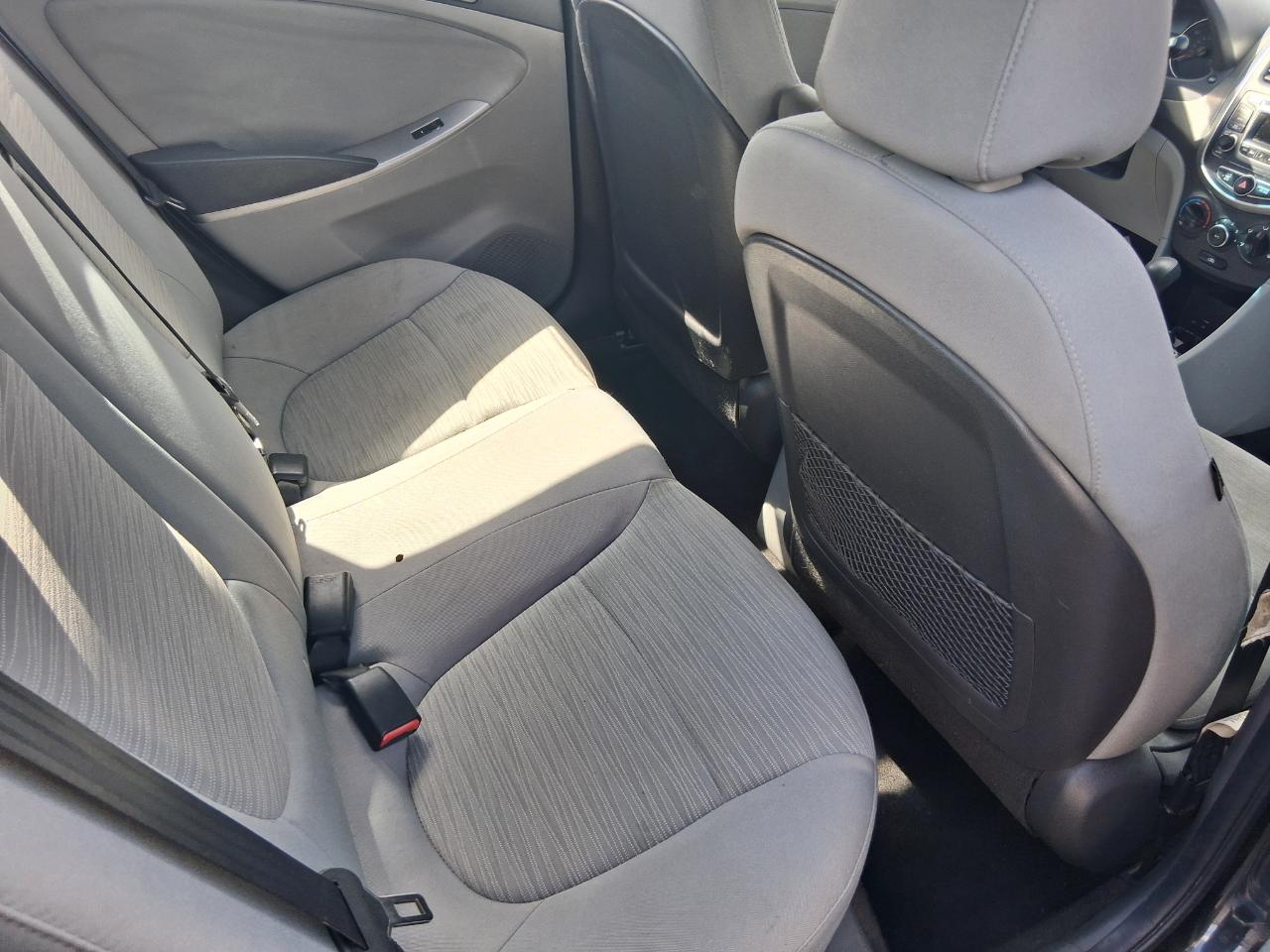 Hyundai Accent GLS 4-Door 6A 2015