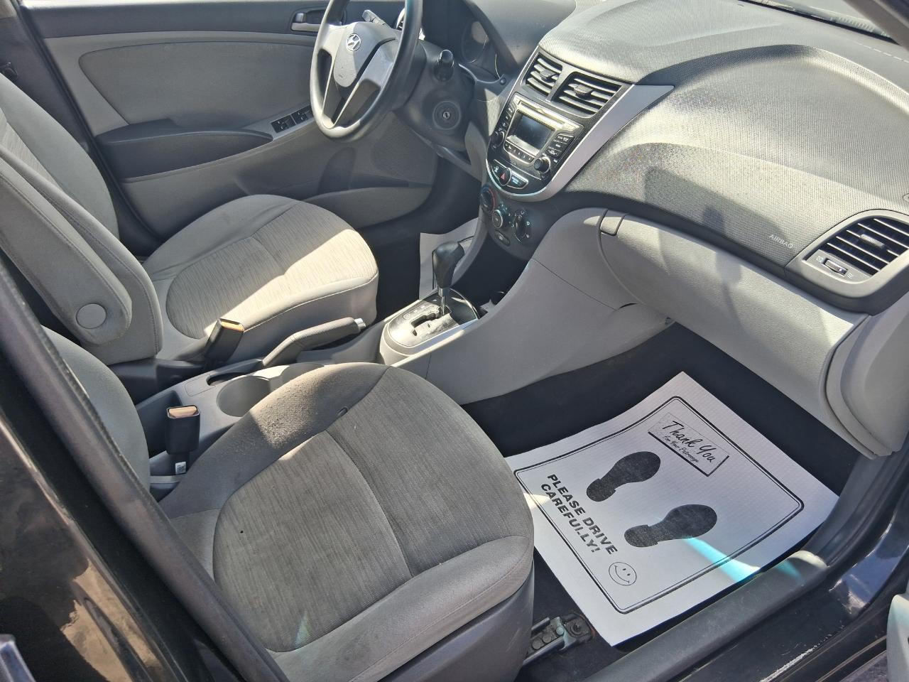 Hyundai Accent GLS 4-Door 6A 2015