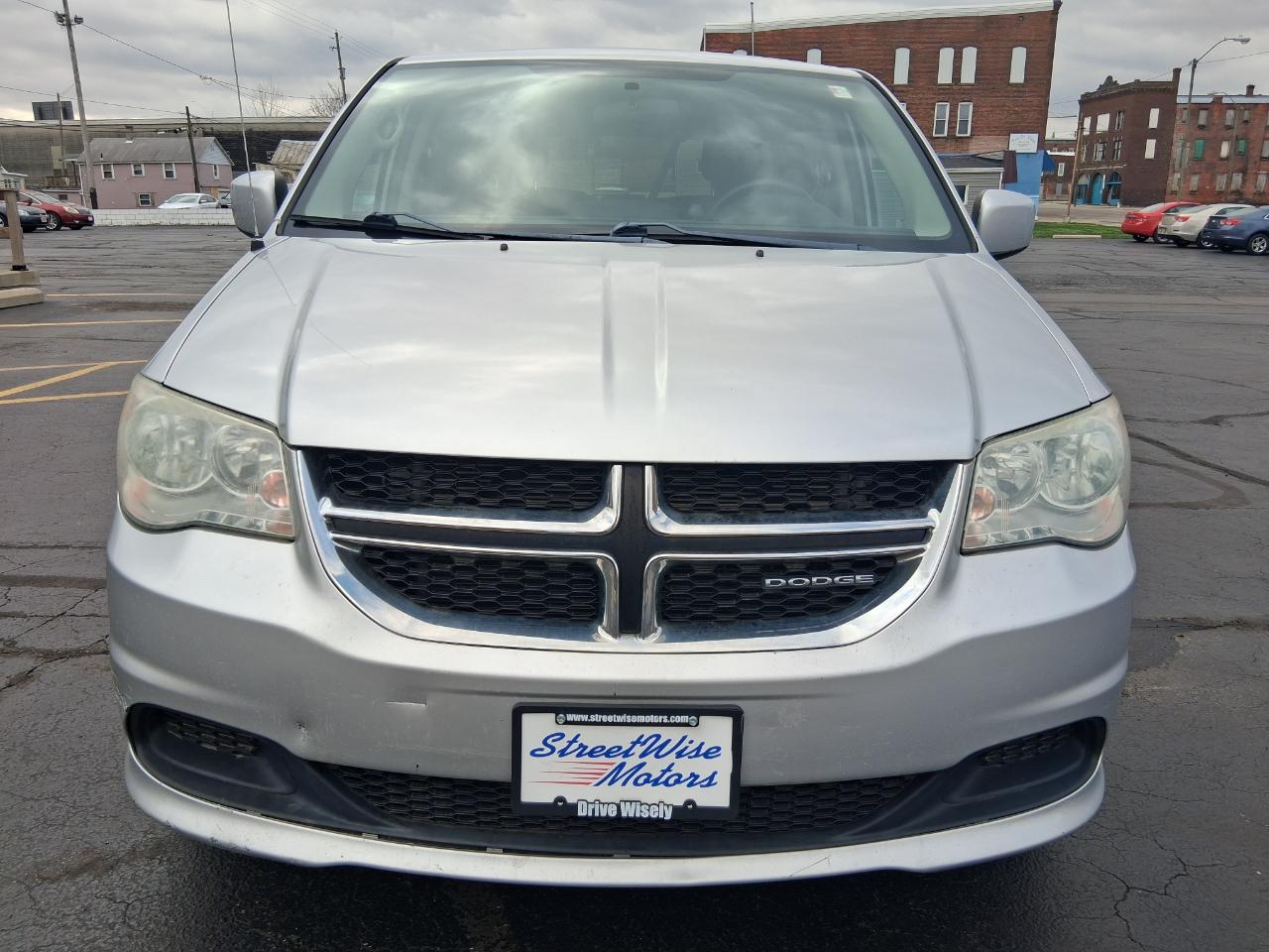 Dodge Grand Caravan Mainstreet 2011