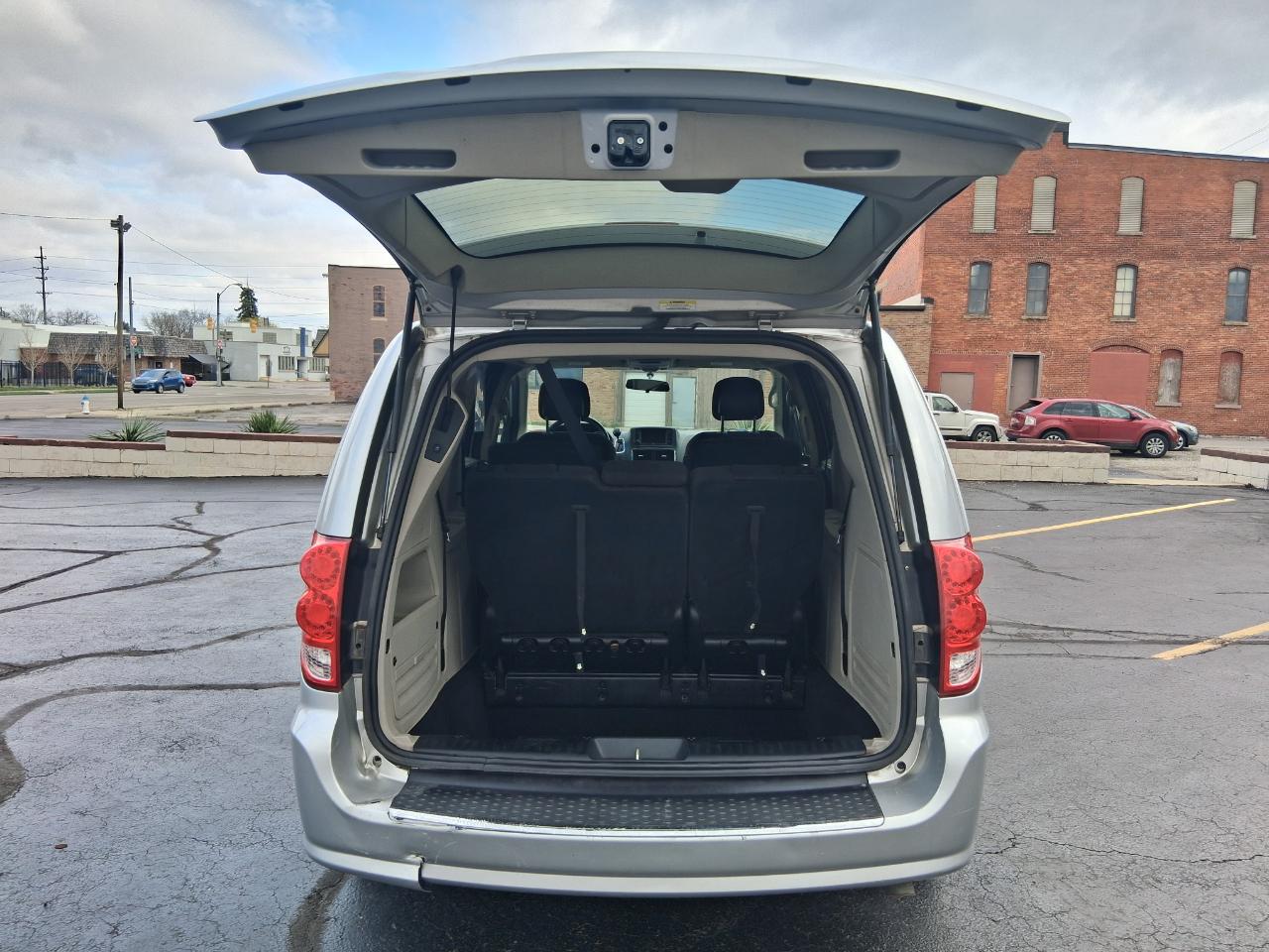 Dodge Grand Caravan Mainstreet 2011