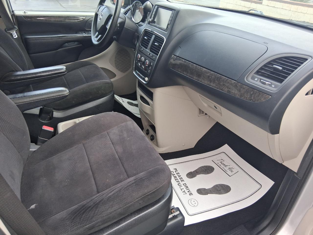 Dodge Grand Caravan Mainstreet 2011