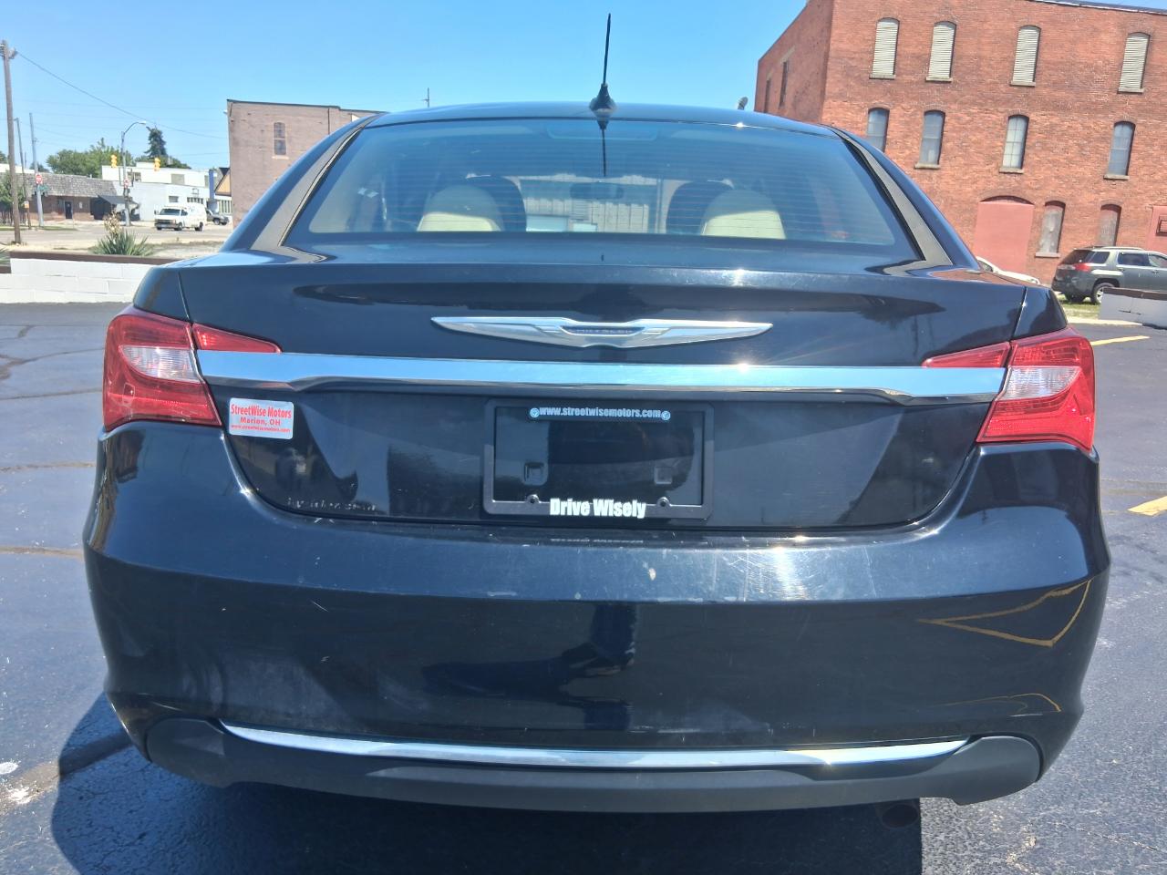 Chrysler 200 Touring 2013