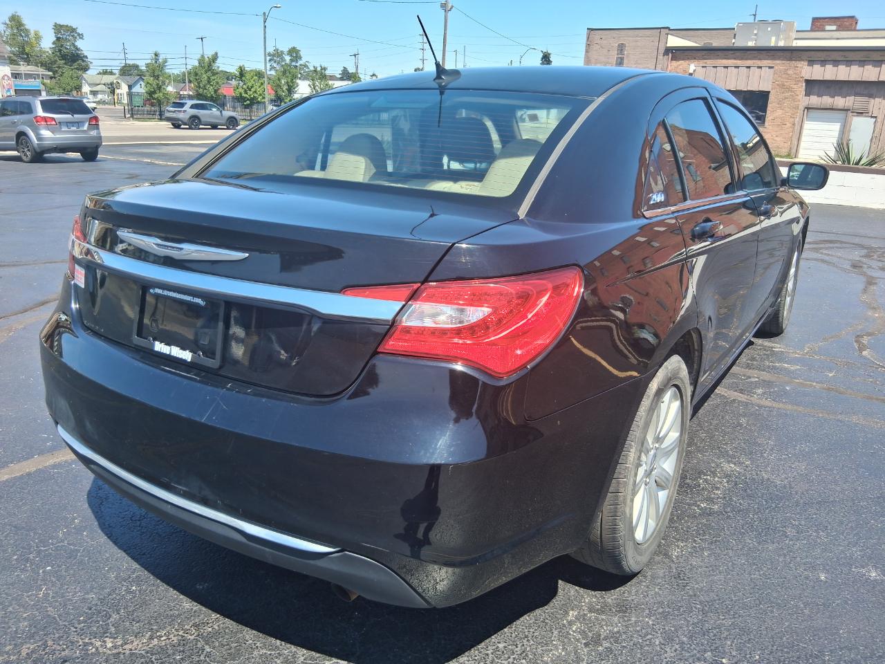 Chrysler 200 Touring 2013