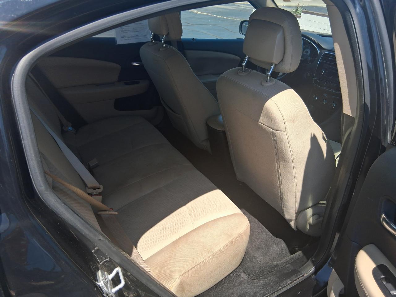 Chrysler 200 Touring 2013