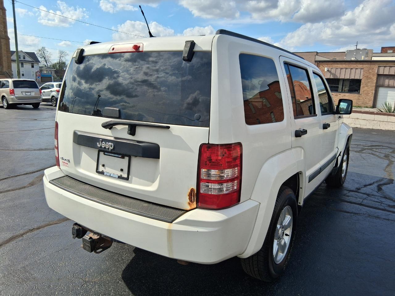 Jeep Liberty Sport 4WD 2010