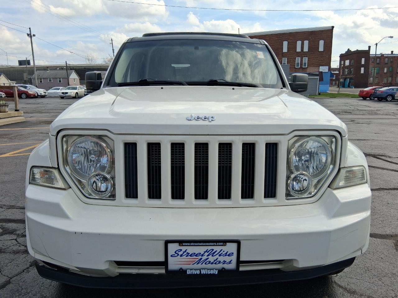 Jeep Liberty Sport 4WD 2010