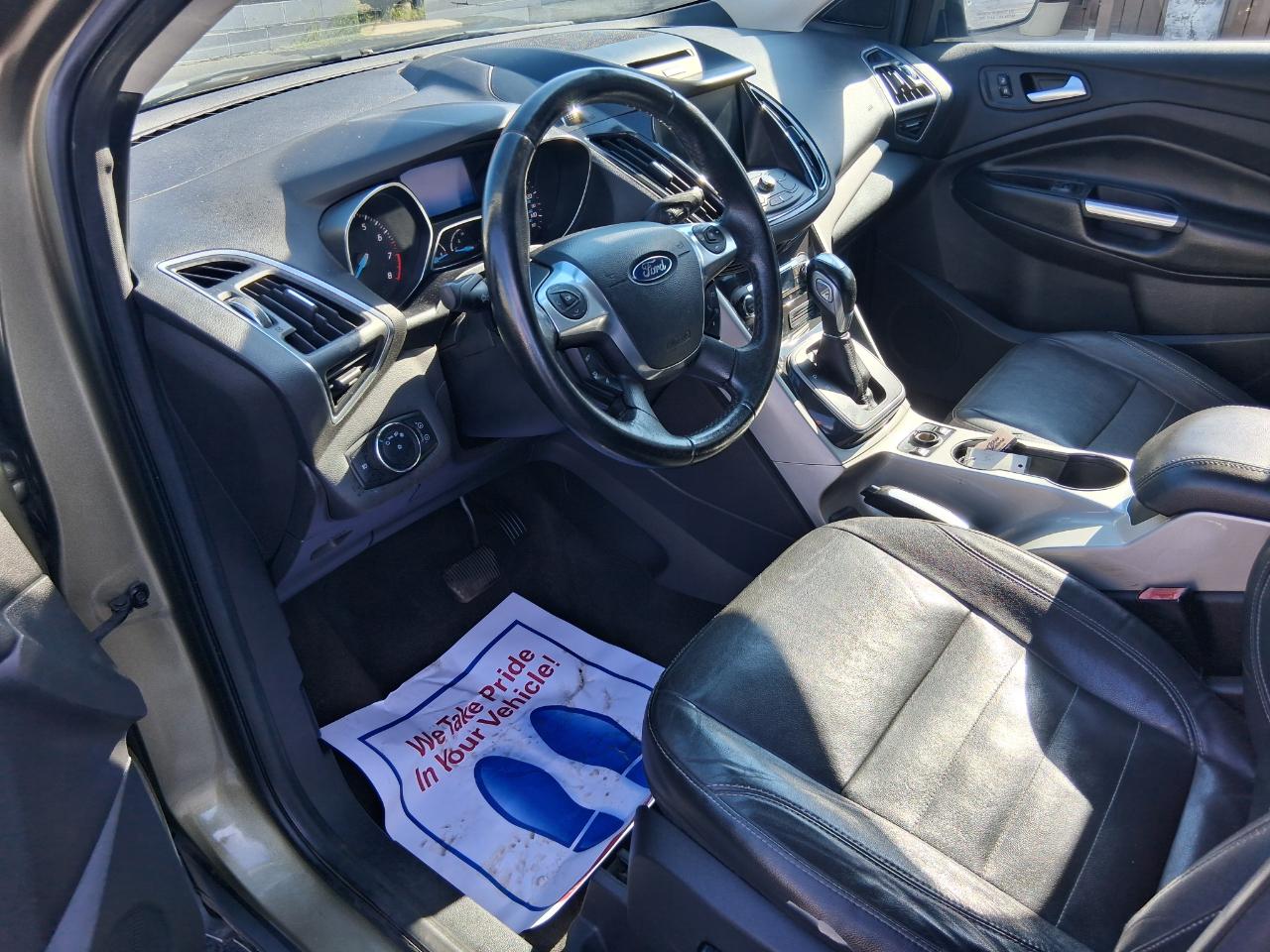 Ford Escape SEL FWD 2013