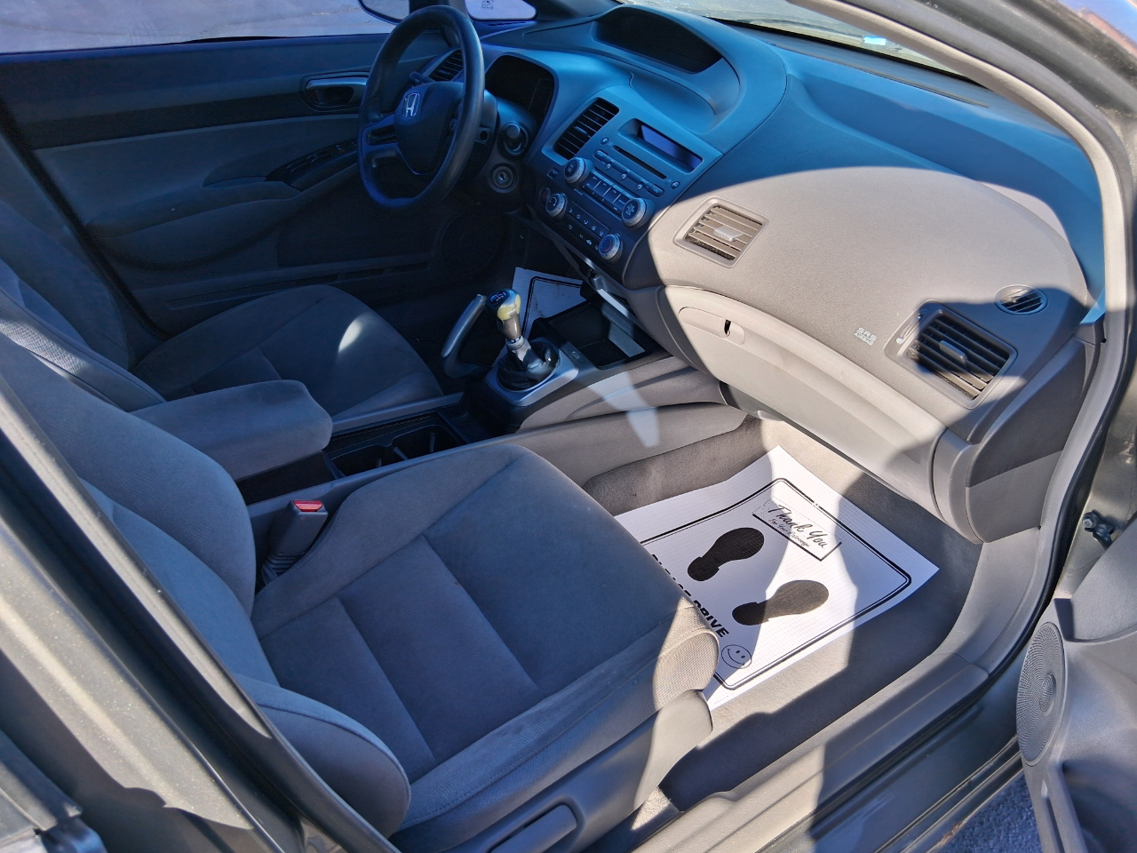 Honda Civic LX sedan 2007