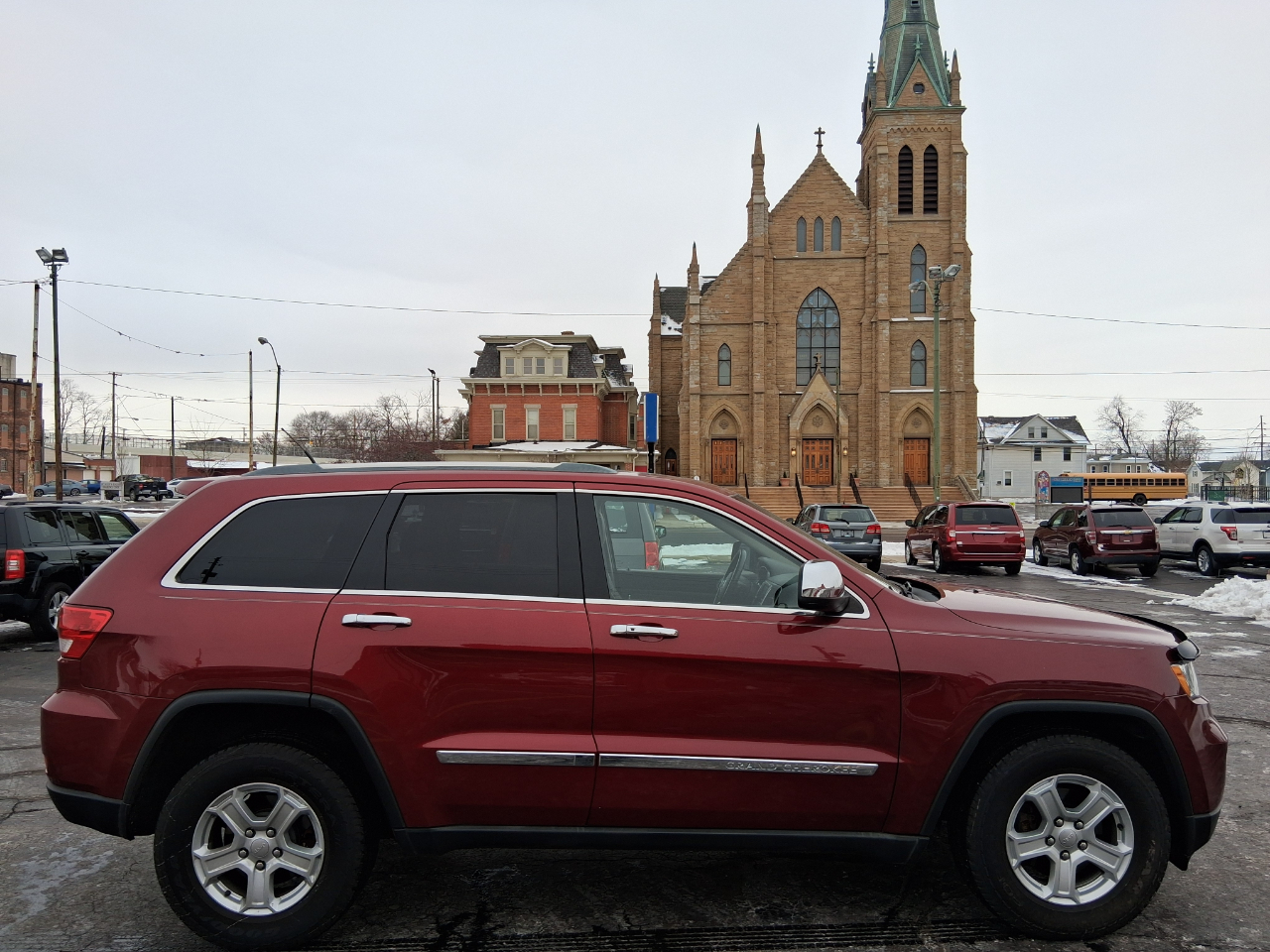 Jeep Grand Cherokee Laredo 4WD 2012
