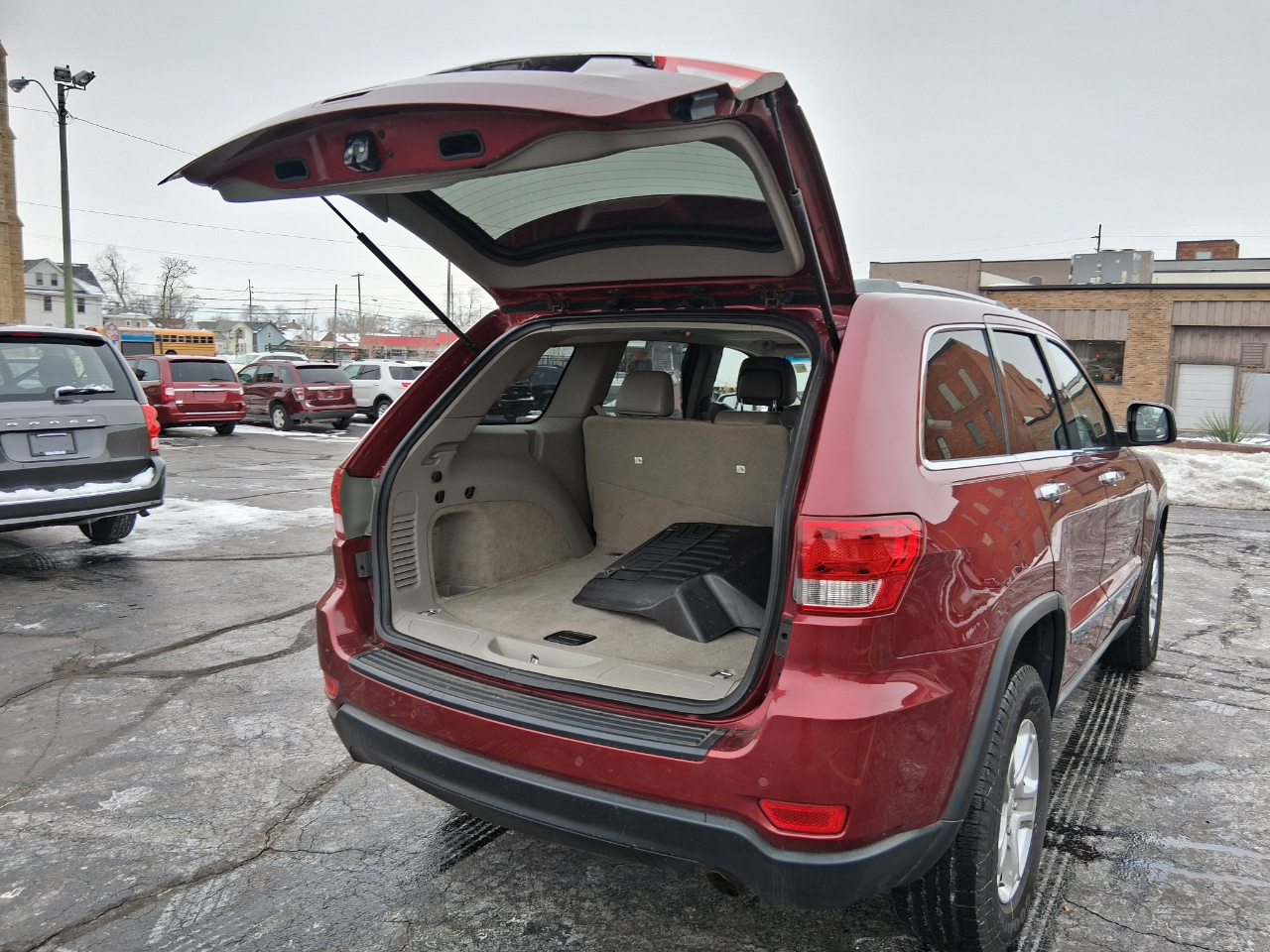 Jeep Grand Cherokee Laredo 4WD 2012