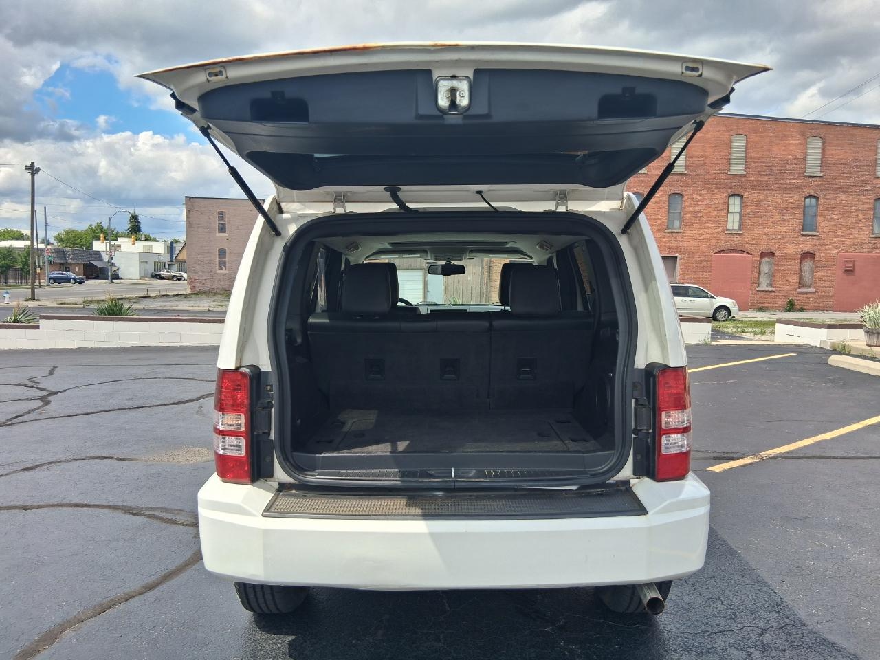 Jeep Liberty Limited 4WD 2009