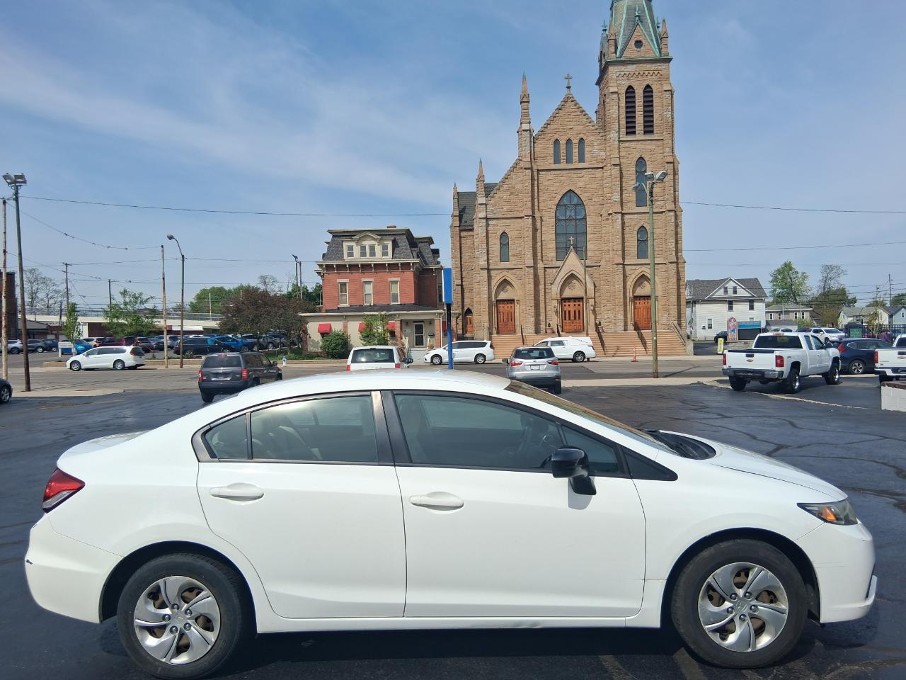 Honda Civic LX Sedan 5-Speed MT 2015