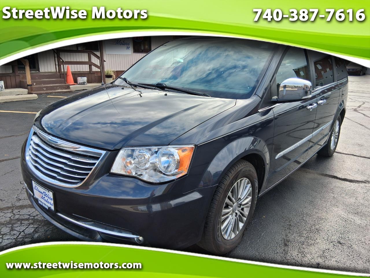2014 Chrysler Town & Country Touring-L