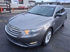 2013 Ford Taurus 