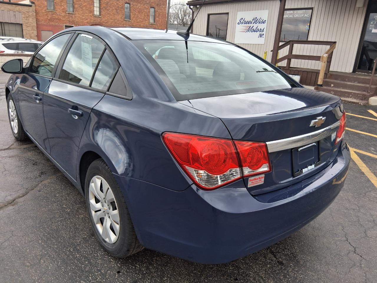 Chevrolet Cruze LS Manual 2014