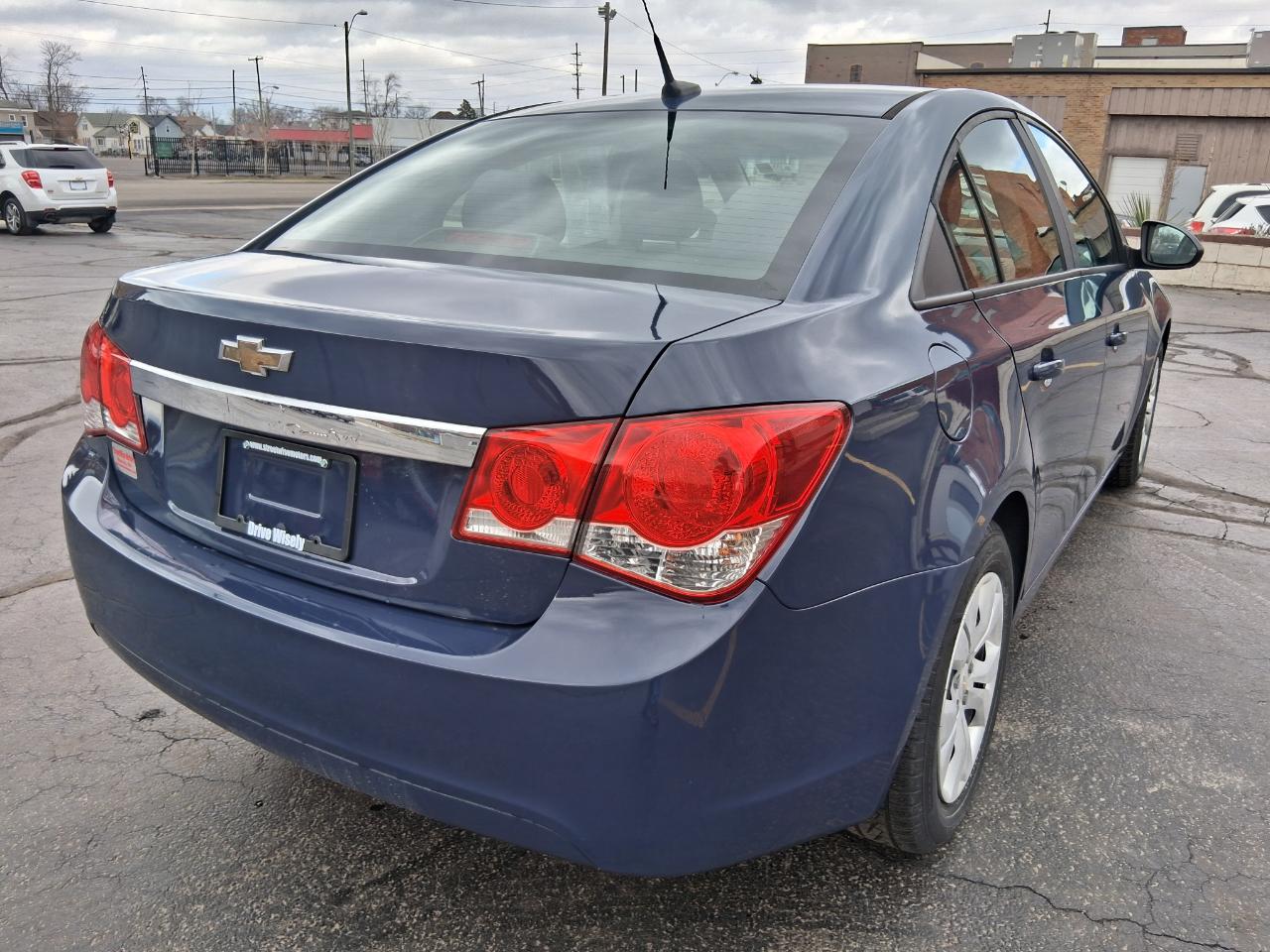 Chevrolet Cruze LS Manual 2014