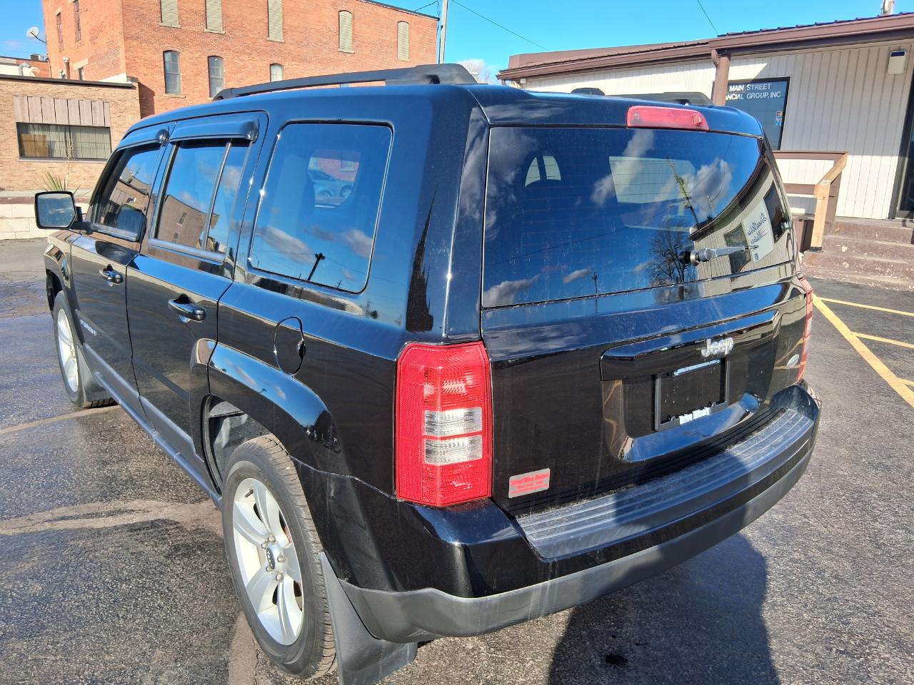 Jeep Patriot Latitude 2WD 2016