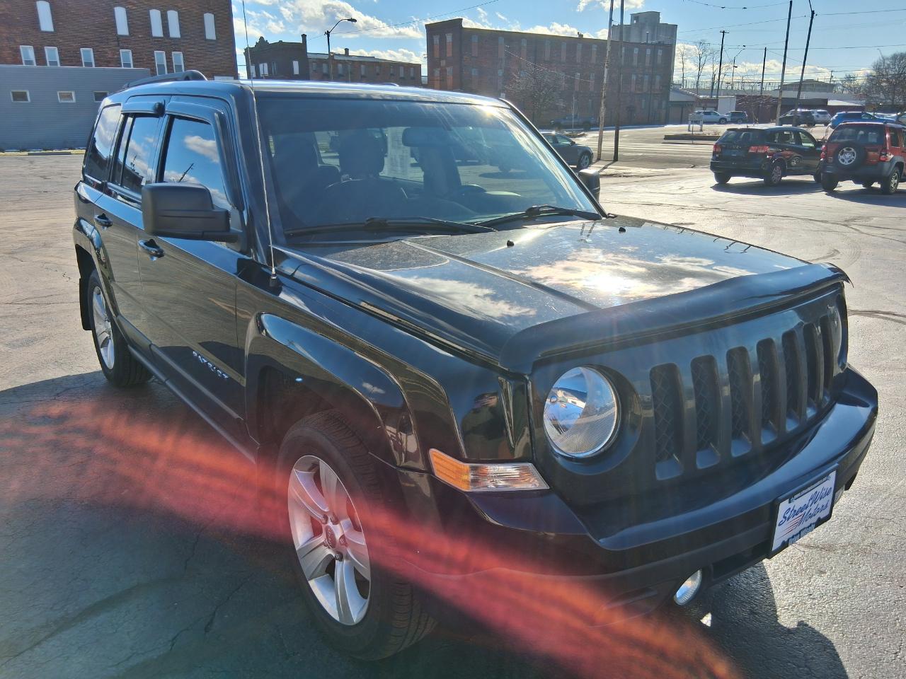 Jeep Patriot Latitude 2WD 2016