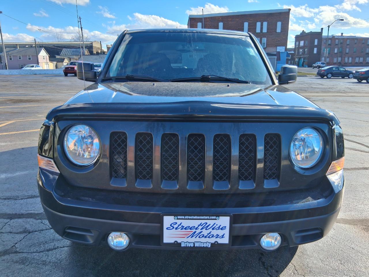 Jeep Patriot Latitude 2WD 2016