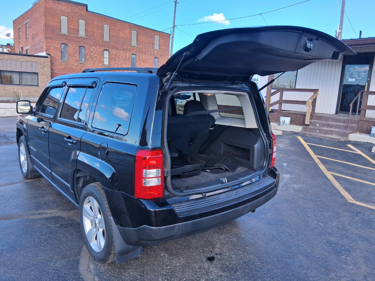 Jeep Patriot Latitude 2WD 2016