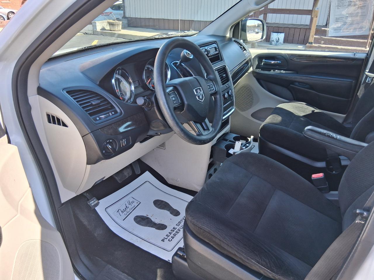 Dodge Grand Caravan SE 2016