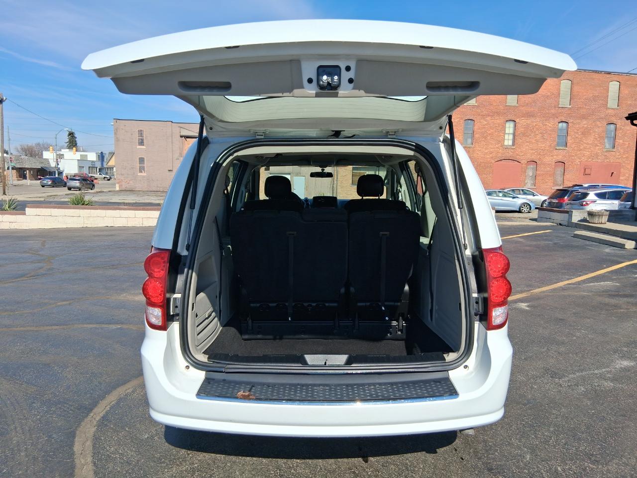 Dodge Grand Caravan SE 2016