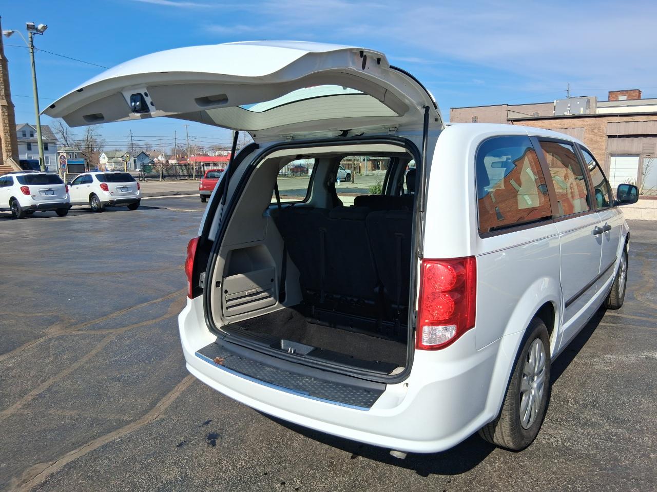Dodge Grand Caravan SE 2016