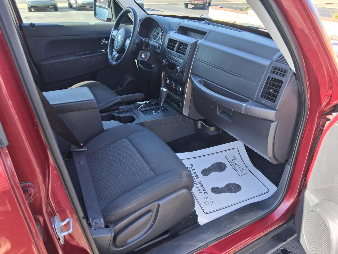 Jeep Liberty Sport 4WD 2012