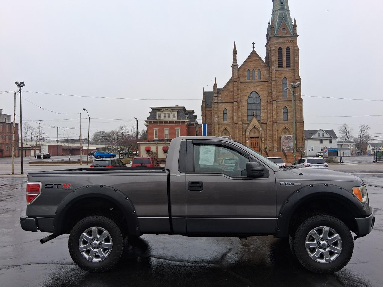 Ford F-150 STX 6.5-ft. Bed 4WD 2010