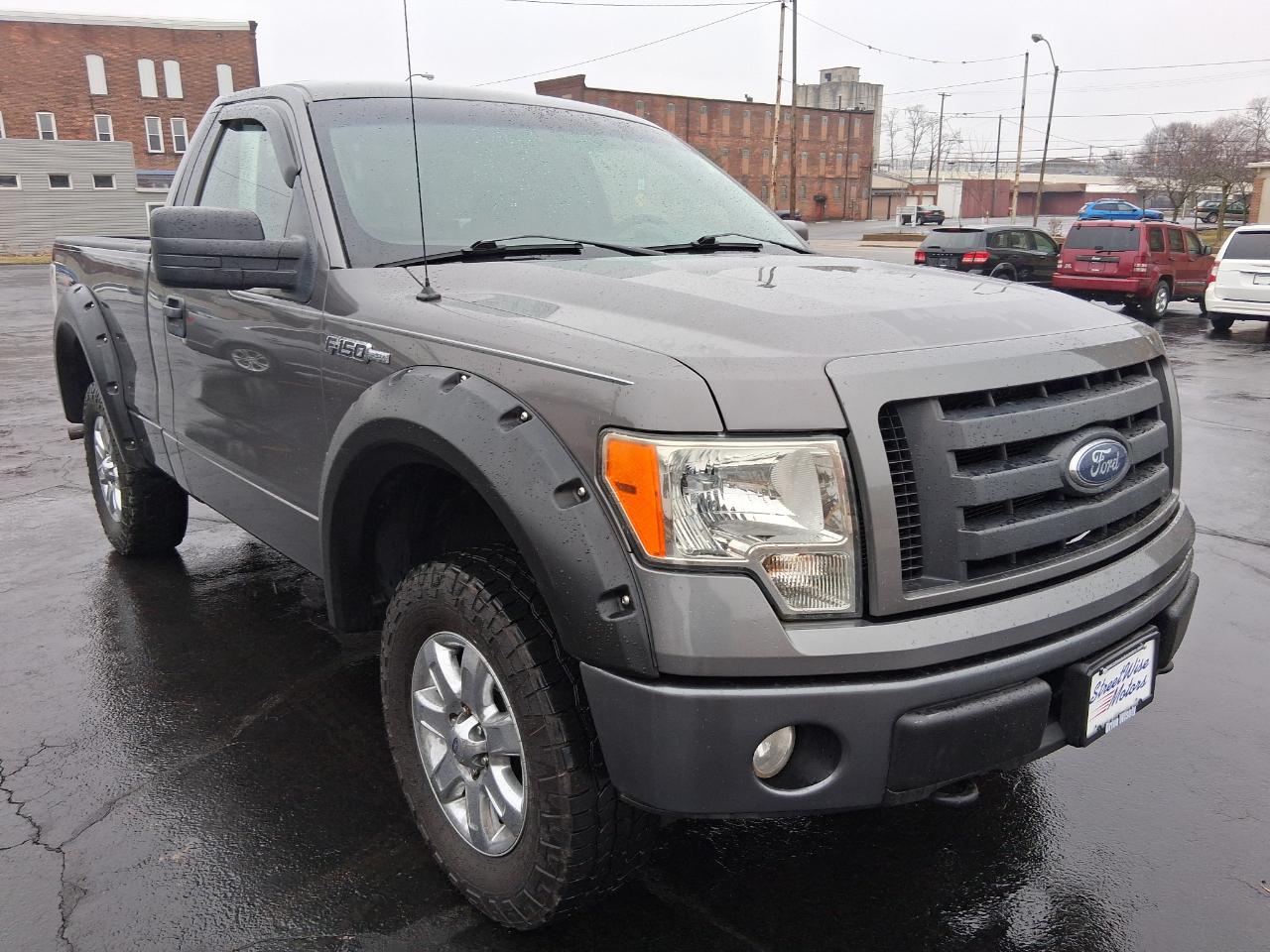 Ford F-150 STX 6.5-ft. Bed 4WD 2010