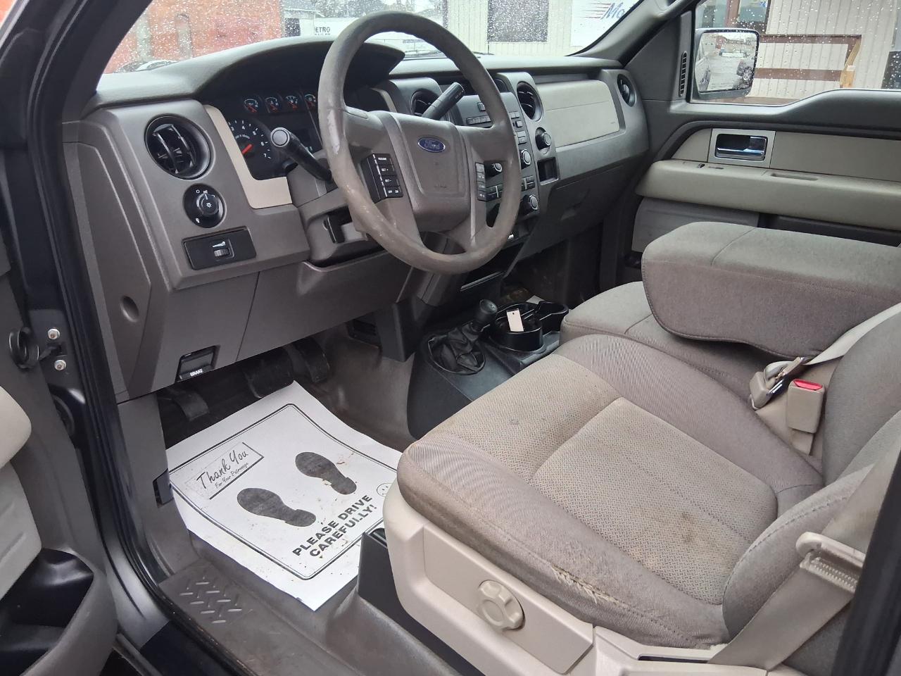 Ford F-150 STX 6.5-ft. Bed 4WD 2010