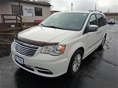 2012 Chrysler Town & Country 