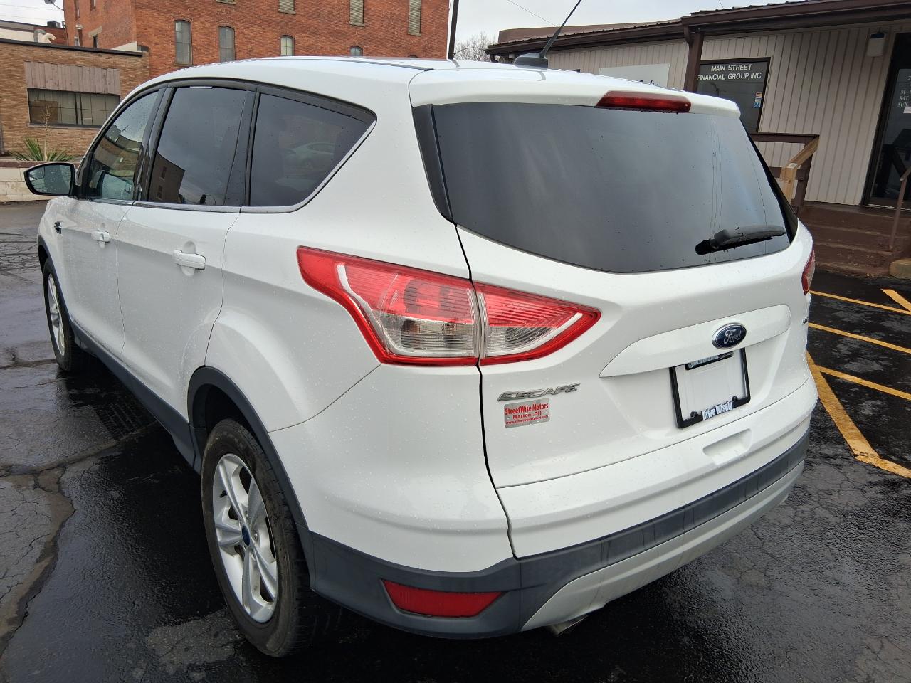 Ford Escape SE FWD 2016