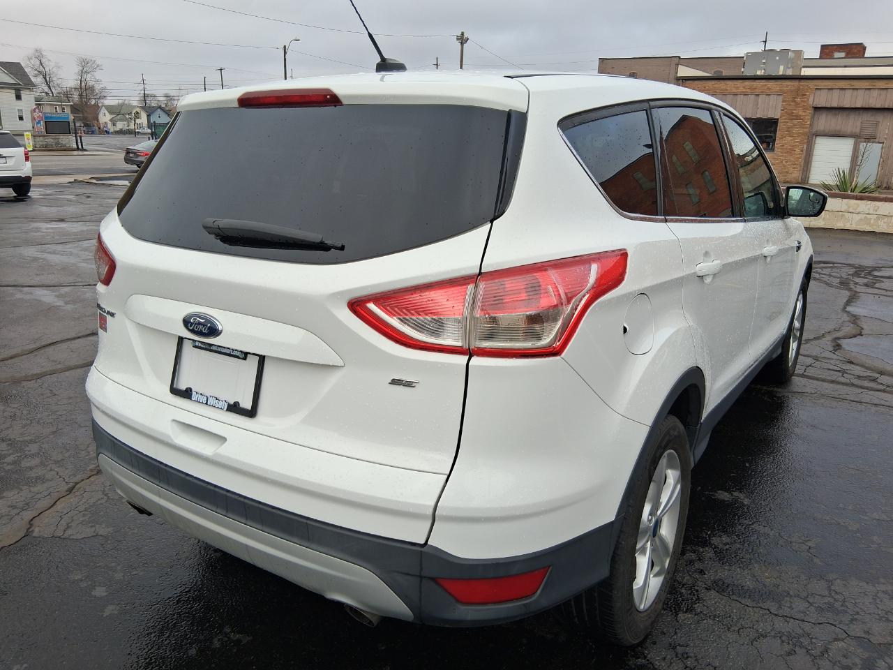 Ford Escape SE FWD 2016