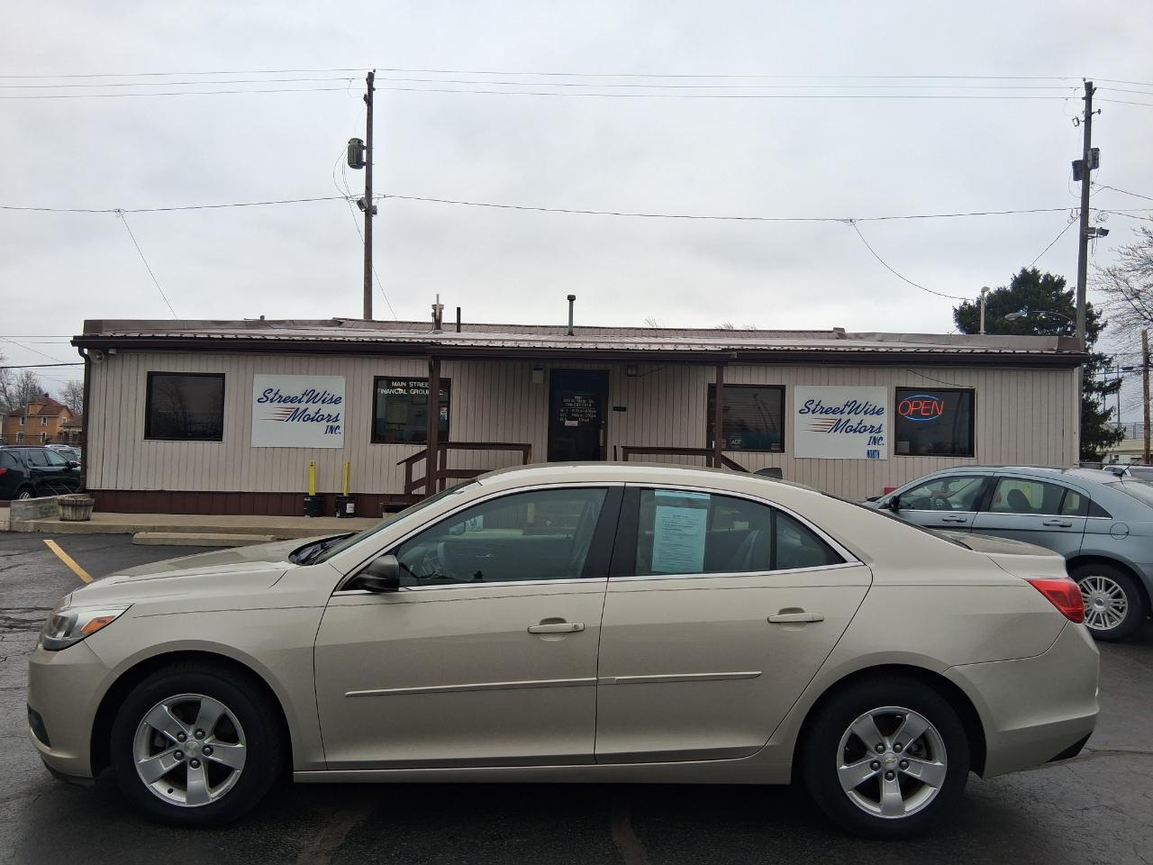 Chevrolet Malibu LS 2013