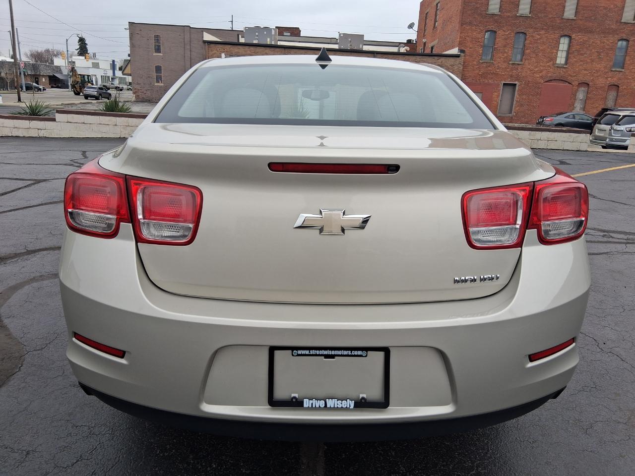 Chevrolet Malibu LS 2013
