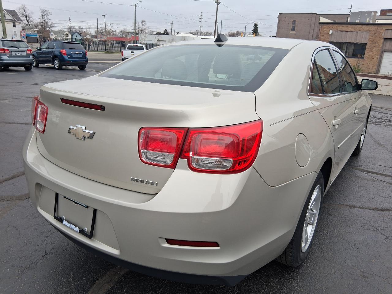 Chevrolet Malibu LS 2013