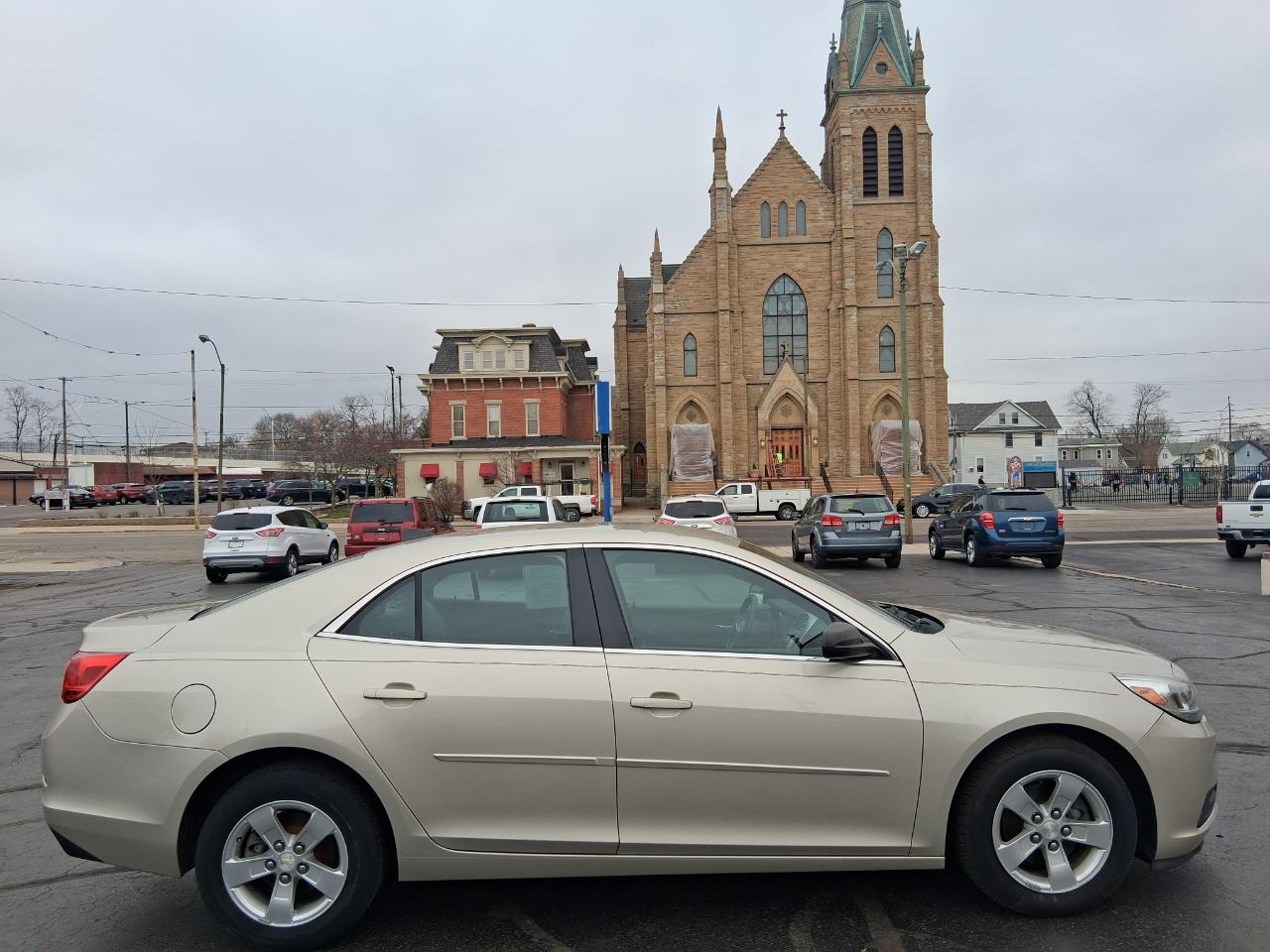 Chevrolet Malibu LS 2013