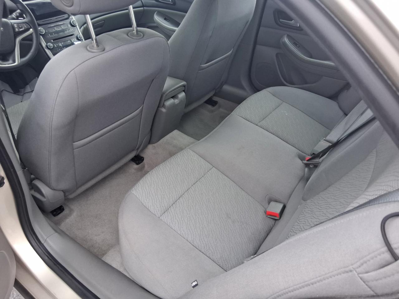 Chevrolet Malibu LS 2013