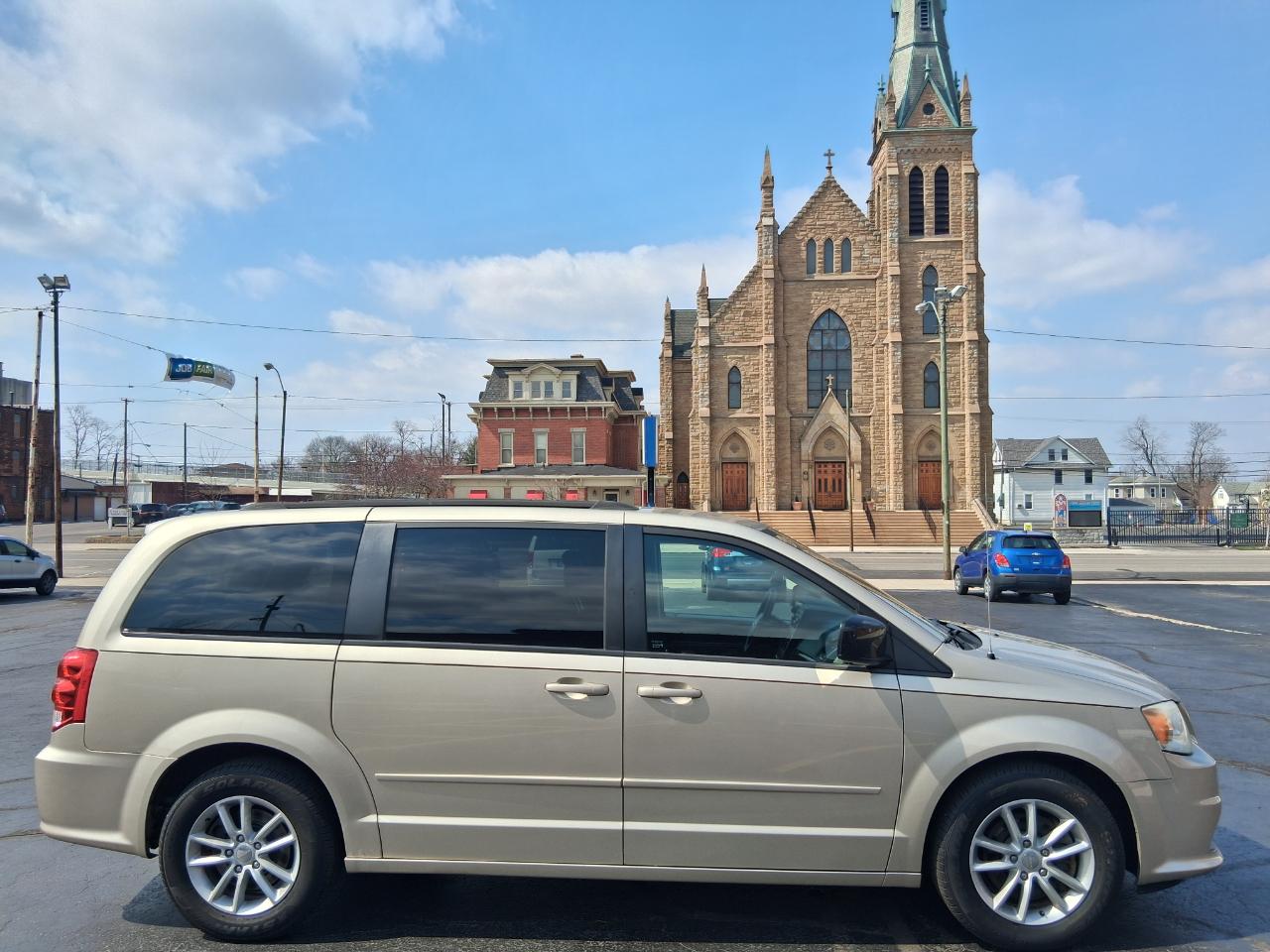 Dodge Grand Caravan SXT 2014