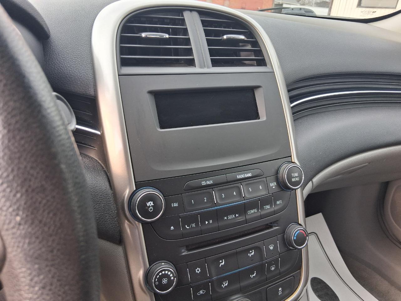 Chevrolet Malibu LS 2014