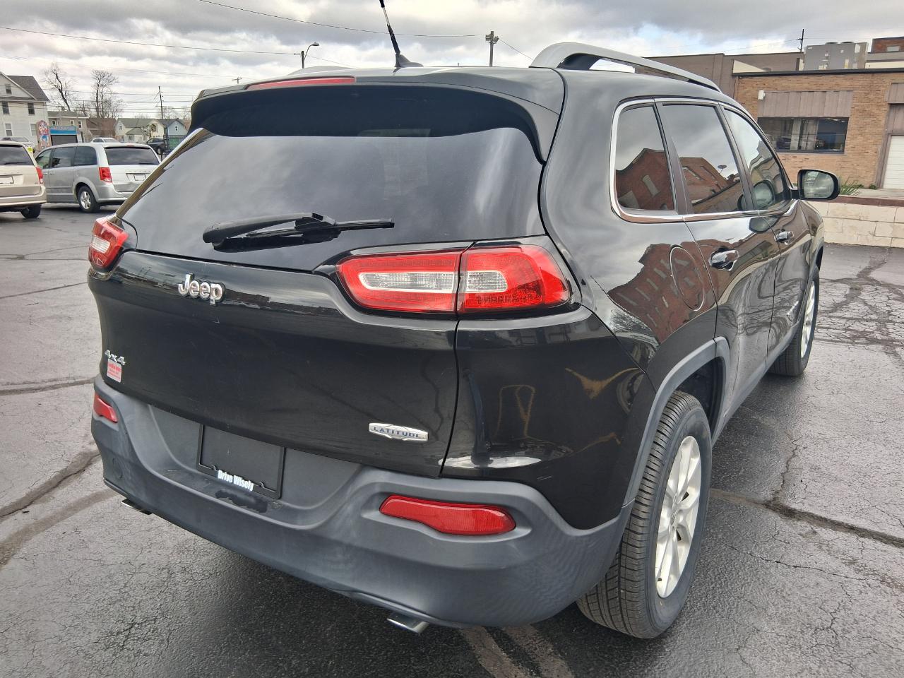 Jeep Cherokee Latitude 4WD 2014