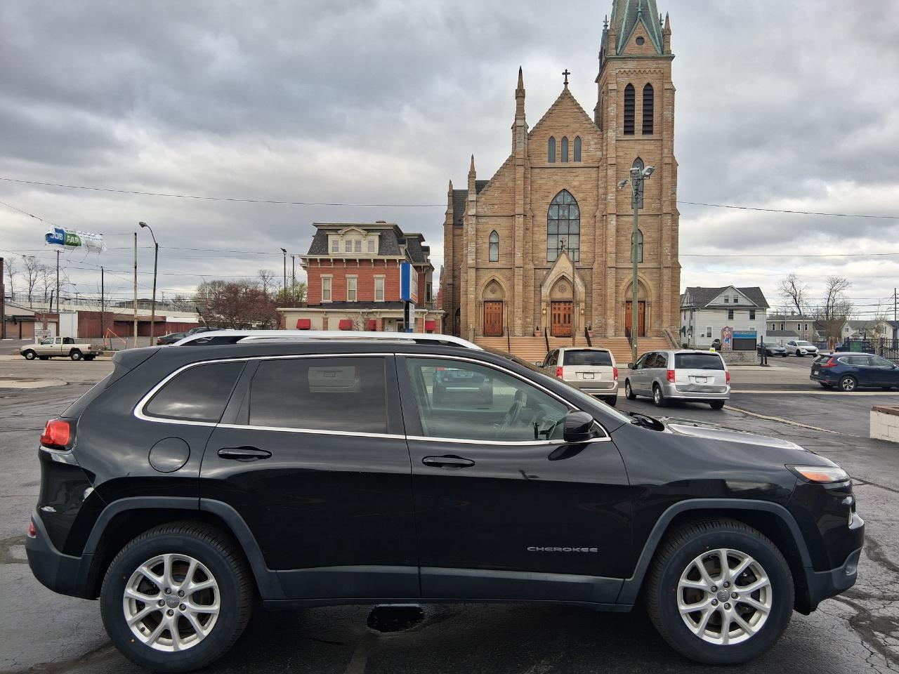 Jeep Cherokee Latitude 4WD 2014
