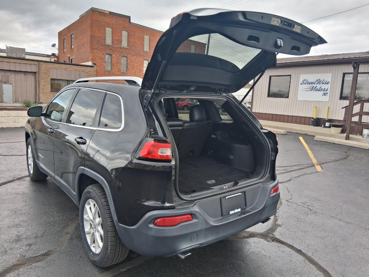 Jeep Cherokee Latitude 4WD 2014
