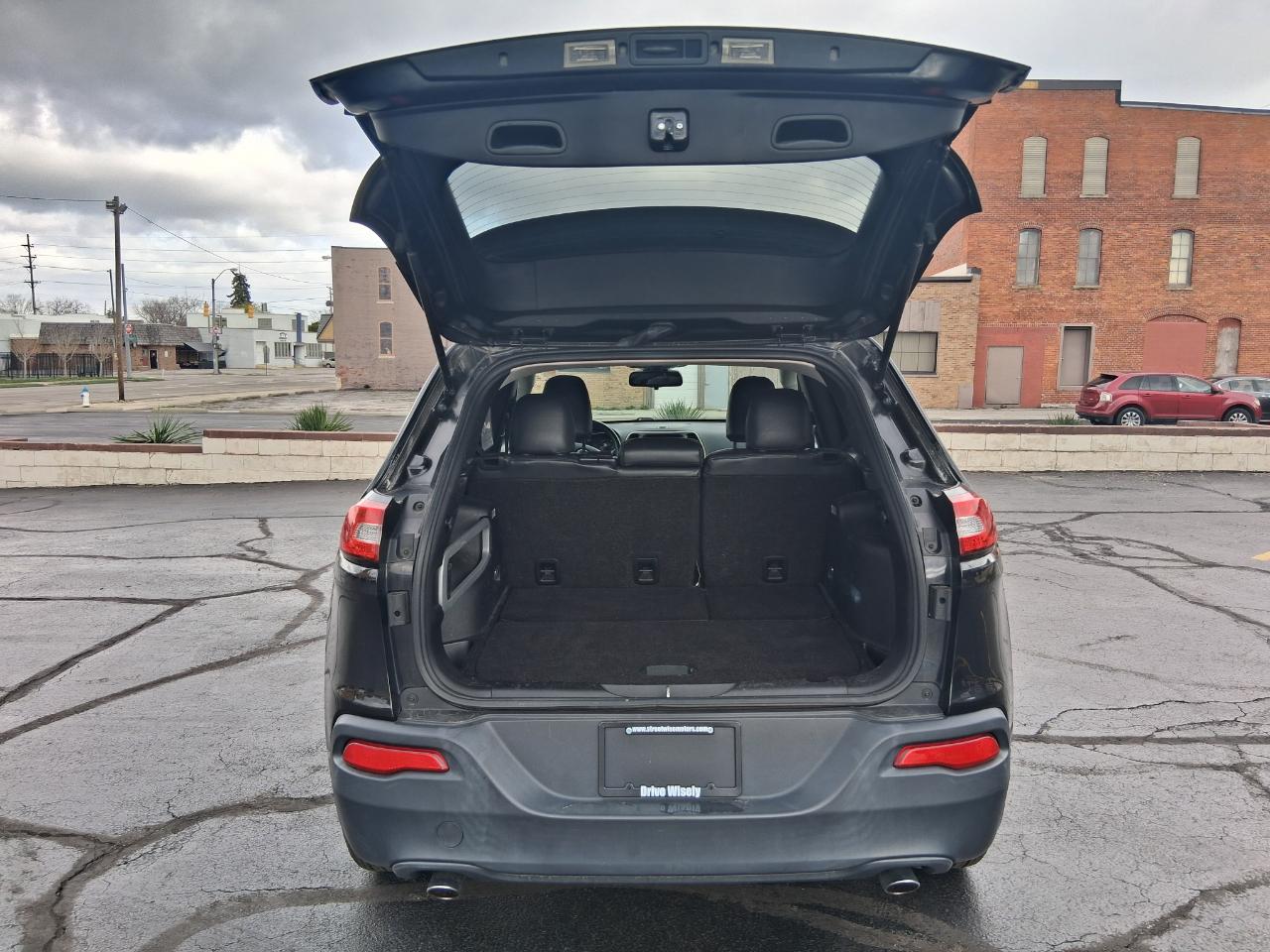 Jeep Cherokee Latitude 4WD 2014