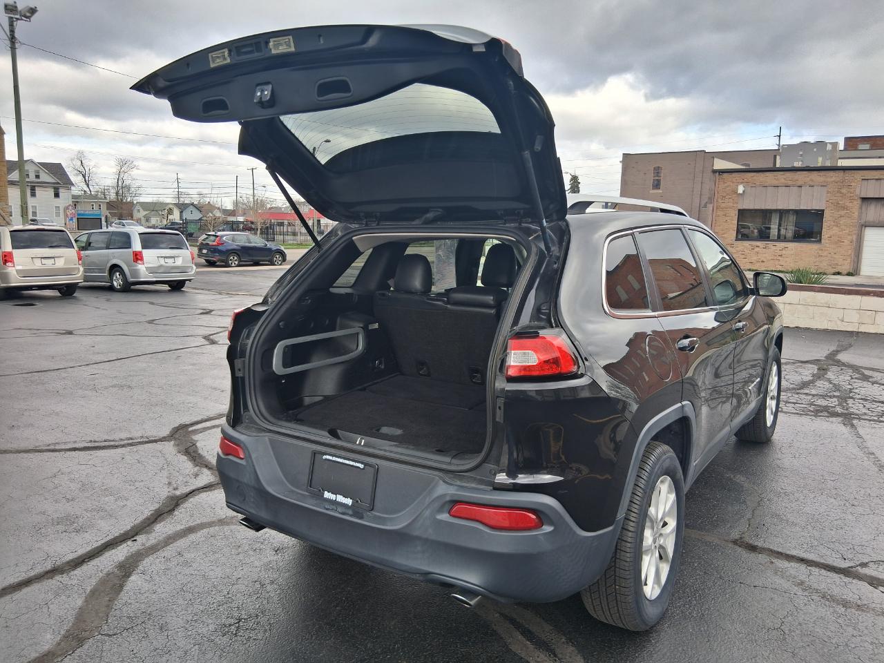 Jeep Cherokee Latitude 4WD 2014