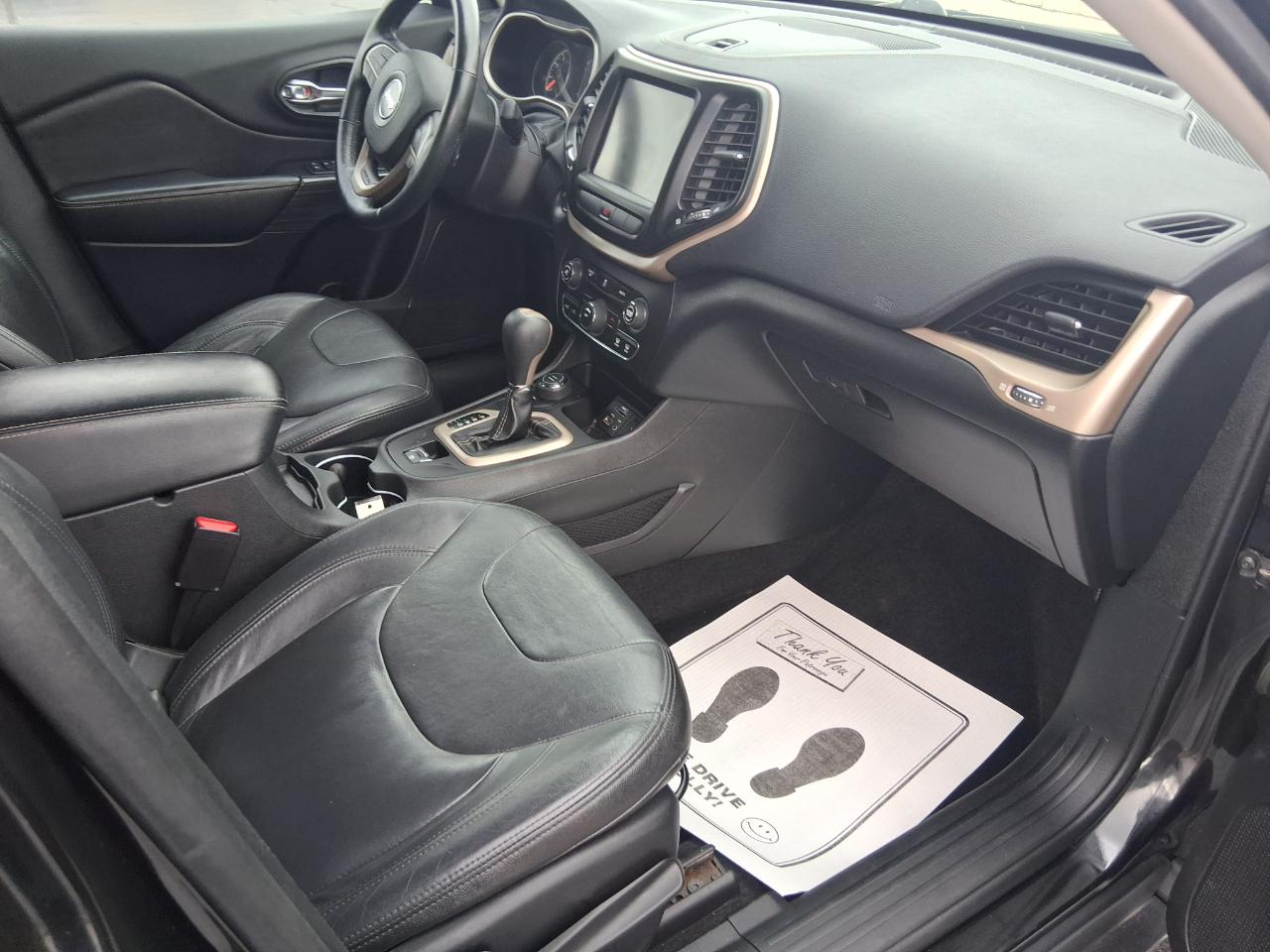 Jeep Cherokee Latitude 4WD 2014